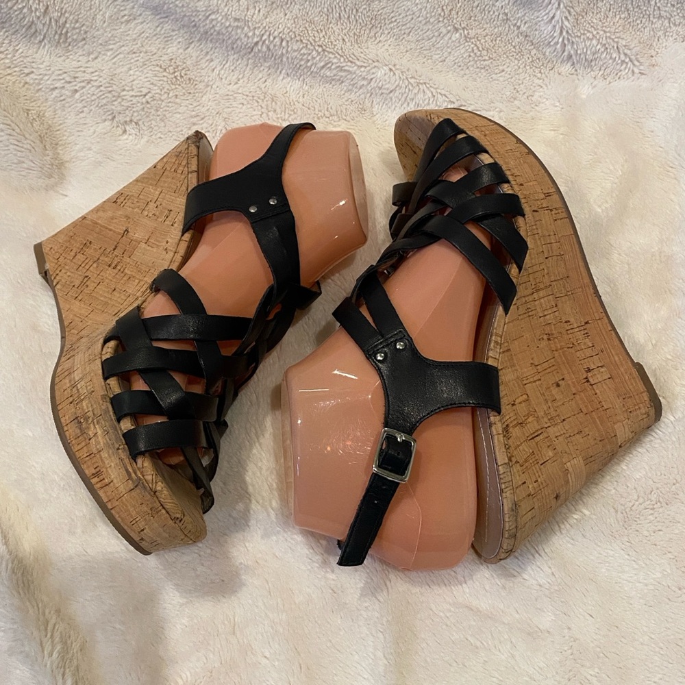 Guess WGeppie Black Strappy Leather Cork Wedge Slingback Sandals Size 9 VGC - Picture 10 of 16
